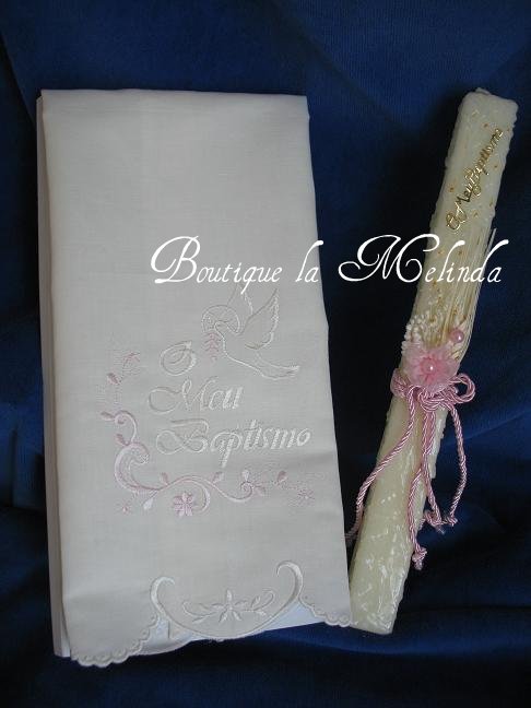 COFFRET SERVIETTE + BOUGIE ROSE MEU BAPTISMO